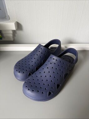Everywear Navy Blue Slip-On Ventilated Clogs 11-12 Kids